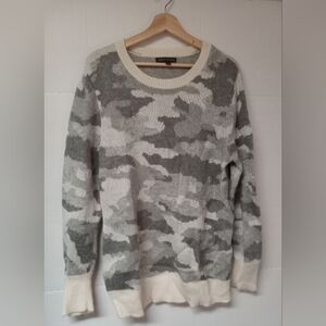 Women's BANANA REPUBLIC Gray Camouflage Wool Blend Sweater XL